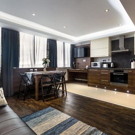 Livin' Serviced Apartments Watford Szoba fotó