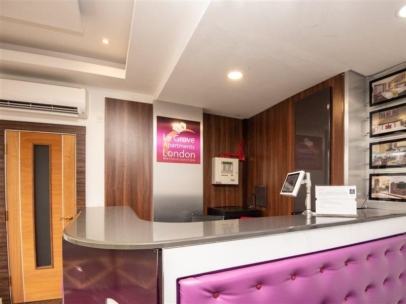 Livin' Serviced Apartments Watford Kültér fotó